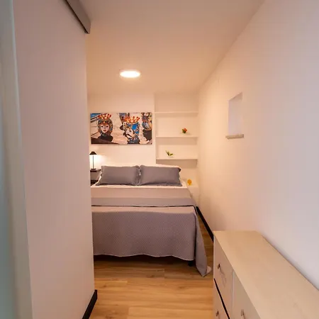 Aprimamanu Lägenhet Monreale